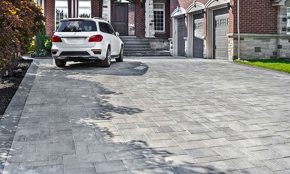 Image of a stone driveway featuring Trevista 80 Smooth (Grey Mix) product